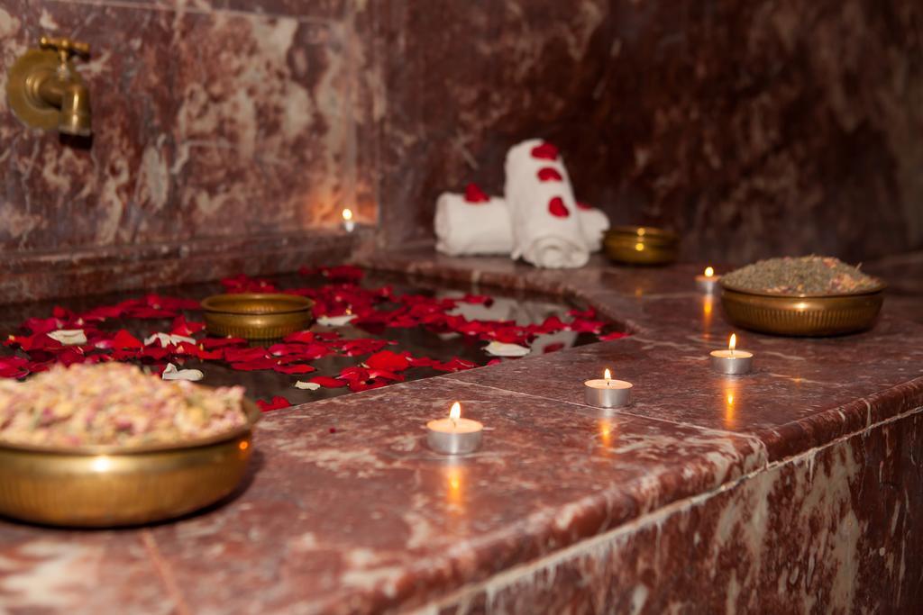 Kenzi Club Agdal Medina - All Inclusive Lahebichate Exterior foto A hammam in Istanbul